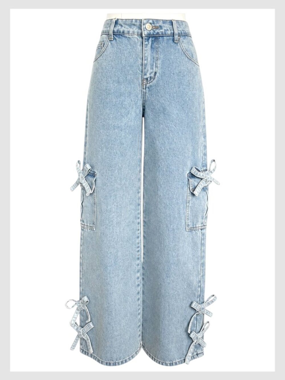 Edikted Mid Rise Baggy Bow Jeans Light Wash XS